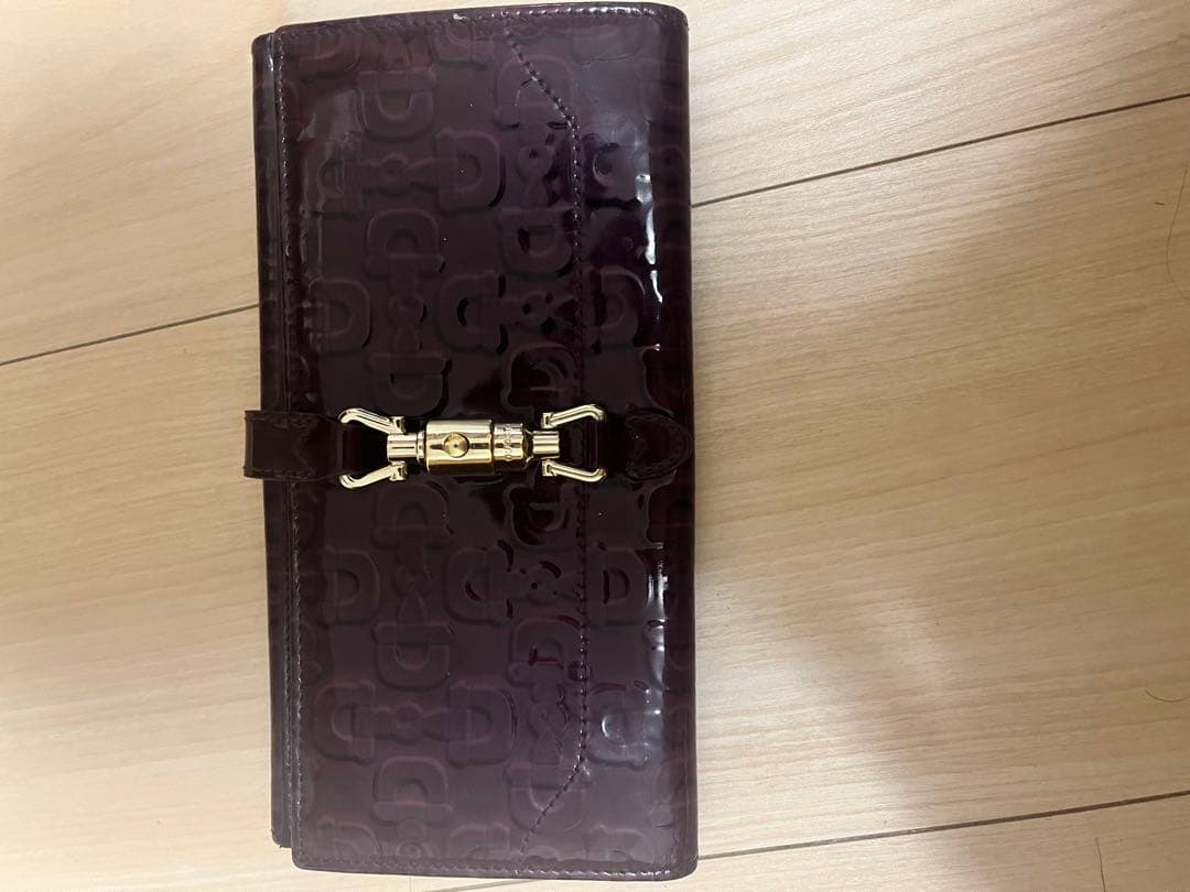 Gucciダークパープル エンボスロゴ 長財布 2