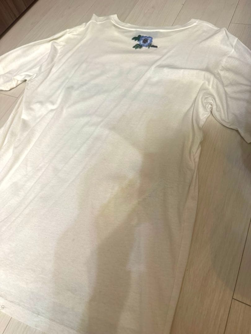 GUCCI ホワイト Tシャツ ロゴ刺繍 2
