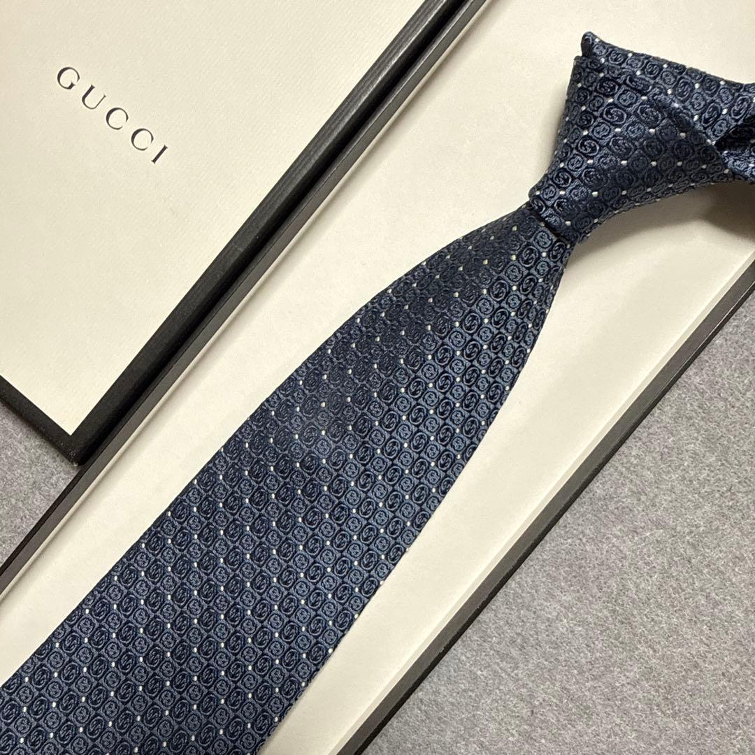 グッチ　ネクタイ　紺　マイクロGG柄　シルクジャガード