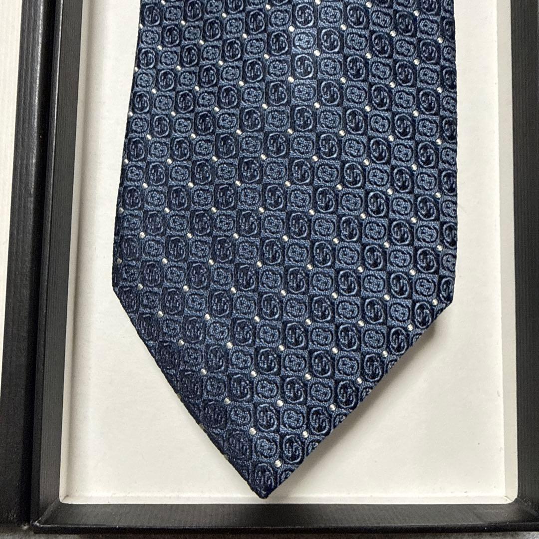 グッチ　ネクタイ　紺　マイクロGG柄　シルクジャガード 4